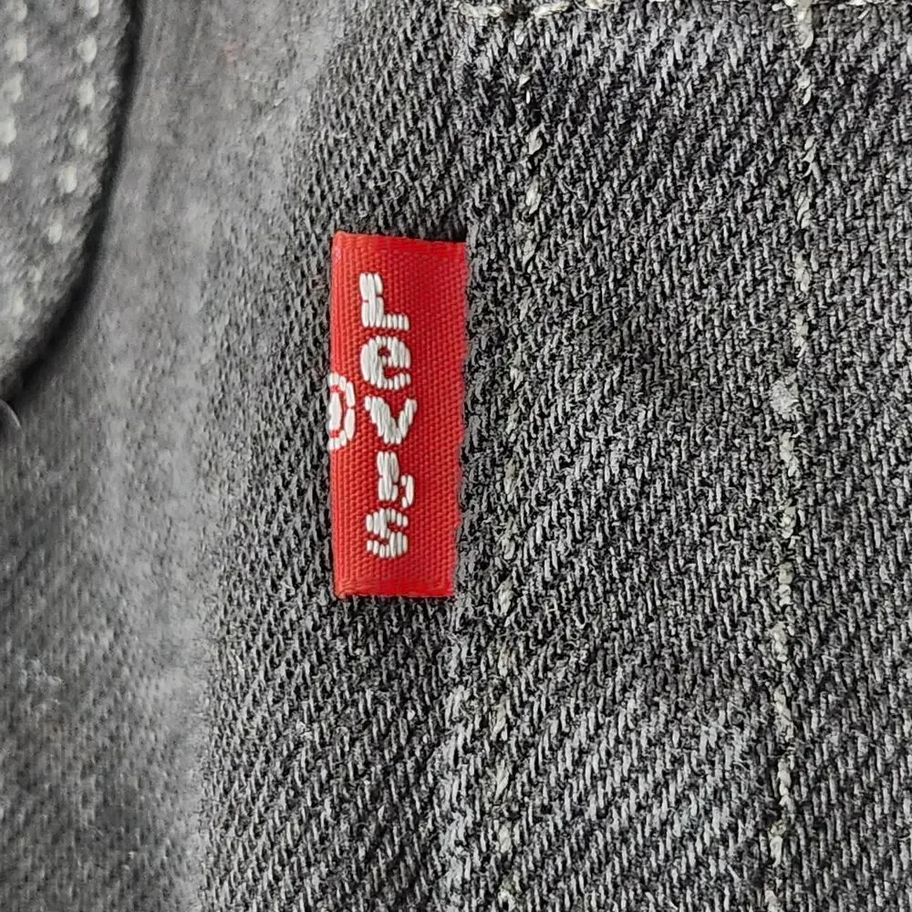 LEVIS 505 Jeans Mens 36x32 Black Straight Leg Zip Fly Classic Denim Actual 34x31